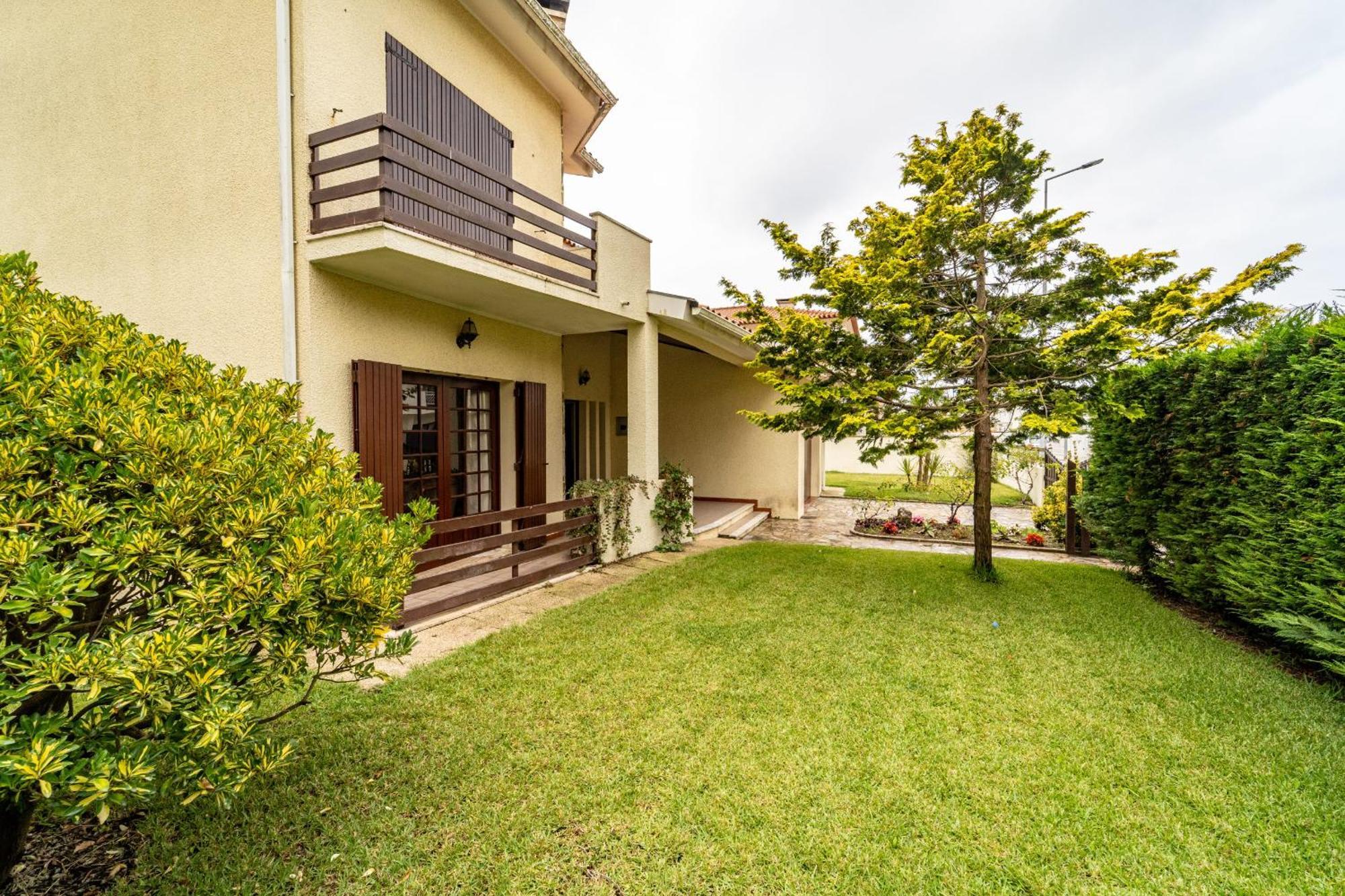 Amorosa Villa, 500M From The Beach By House And People Экстерьер фото